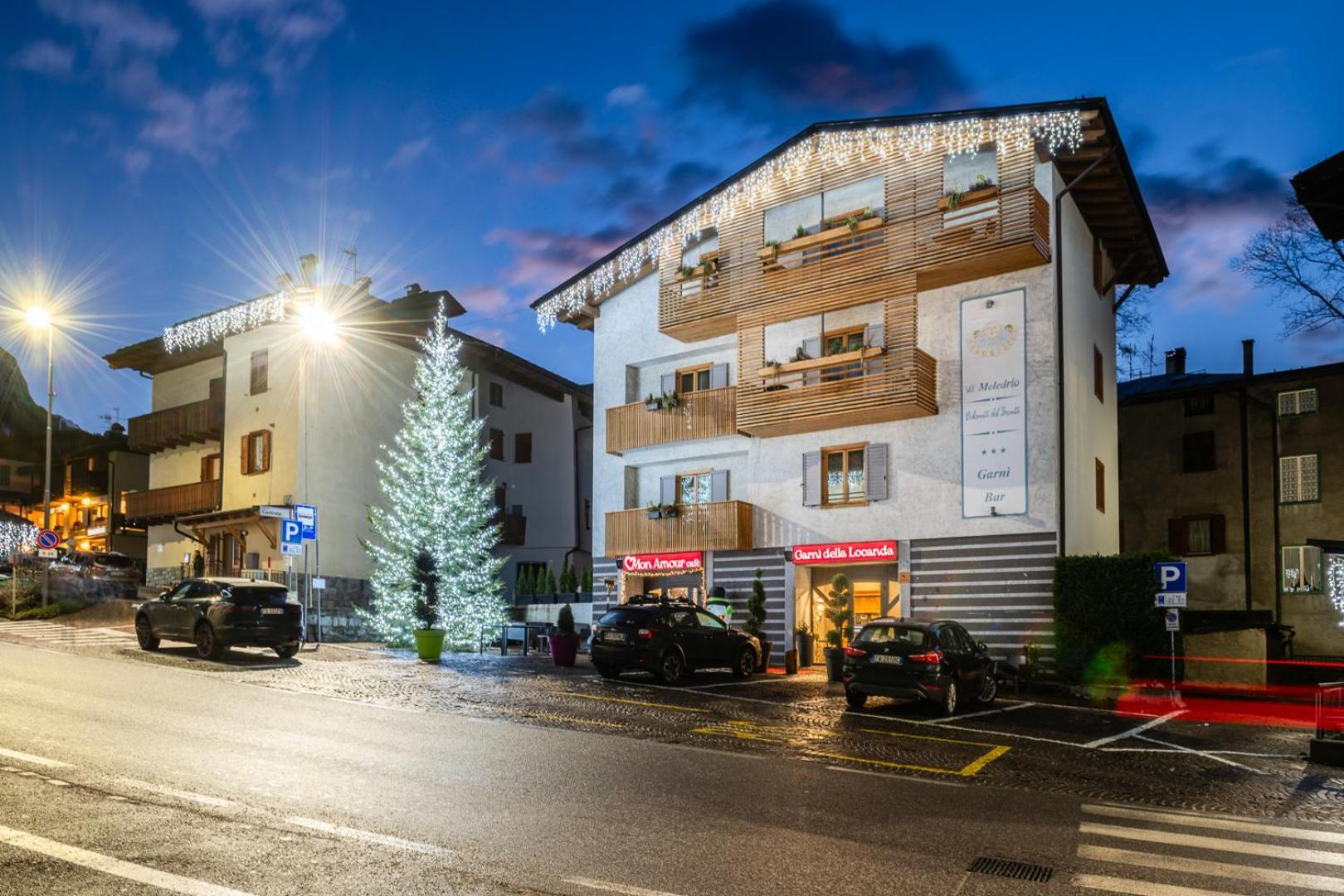 Hotel Diffuso Locanda Elisa Dimaro Exteriör bild