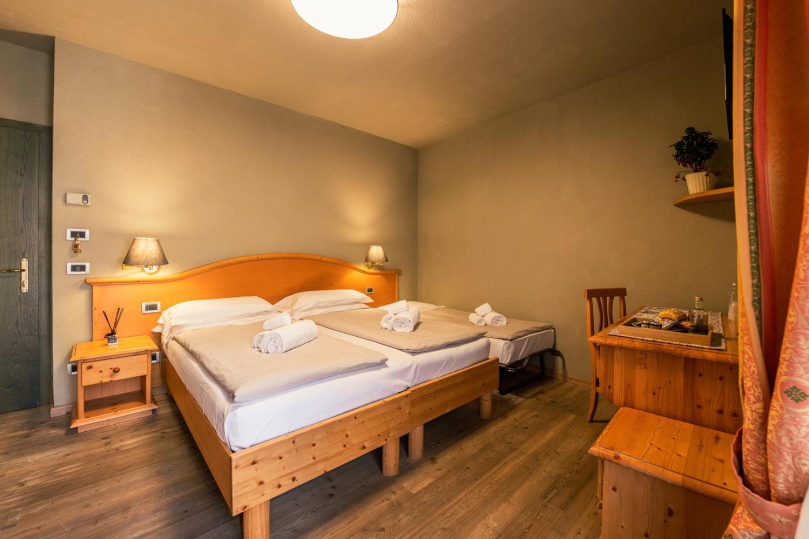 Hotel Diffuso Locanda Elisa Dimaro Exteriör bild